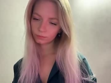 google__ is 25 year old petite sex cam girl