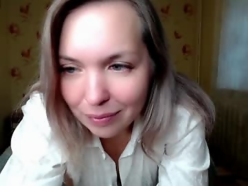 soaring_love is 43 year old mature sex cam girl