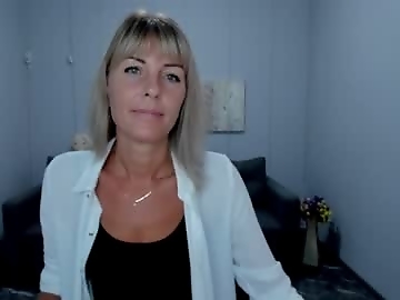 anita_tayson is 38 year old mature sex cam girl