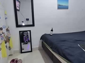 piter_mia69 is 21 year old couple sex cam couple