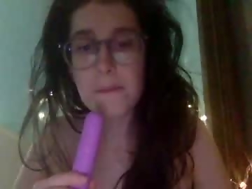 kawaii_snowflake is 22 year old english sex cam girl