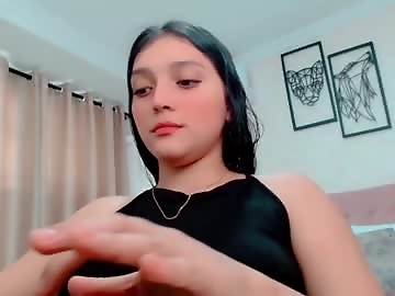 littlemolly_pregnant is 19 year old sex cam girl