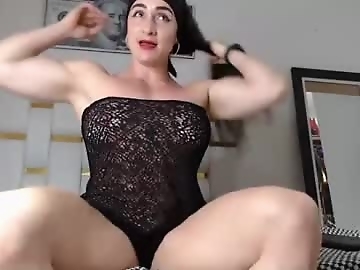 marcefitness is 29 year old sex cam girl
