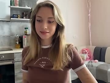 amy_meoww is 0 year old couple sex cam couple