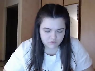 ashleyrosee_ is 21 year old bbw sex cam girl