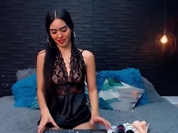 gigi_wilden is 18 year old private sex cam girl