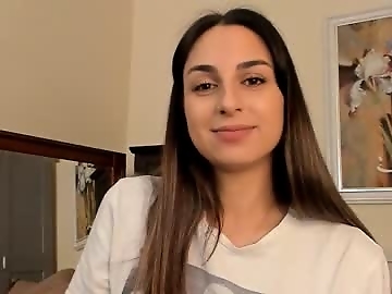 emeliameadows is 18 year old asian sex cam girl