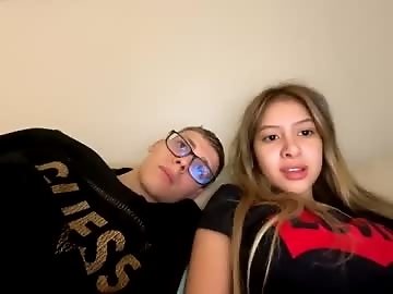 sofiax5 is 20 year old european sex cam couple