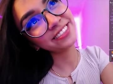 naath_ is 19 year old anal sex cam girl