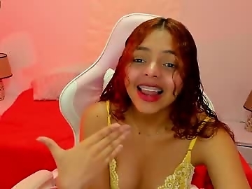 valientegirl_ is 19 year old sex cam girl