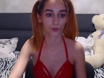 amykentt is 20 year old russian sex cam girl