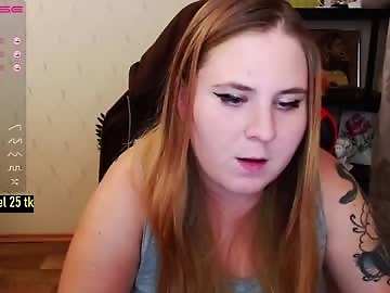 oliviamunk is 20 year old bbw sex cam girl