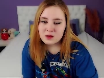 oliviamunk is 20 year old blowjob sex cam girl