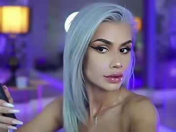 serene_sophiex is 25 year old couple sex cam couple