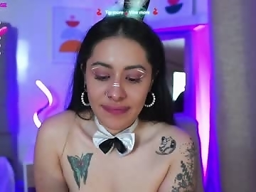 sweett_violet_ is 24 year old blowjob sex cam girl