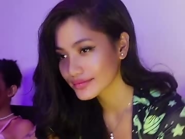 the_emmarouge is 0 year old couple sex cam couple