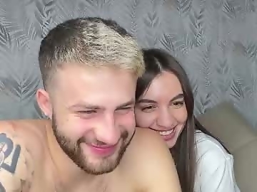 abdulasu_syuyumbike is 18 year old sex cam couple