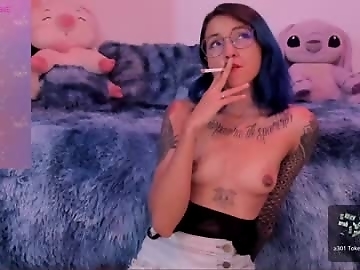 mavis_fuentes is 0 year old hairy sex cam girl