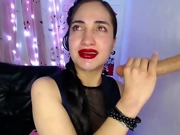 capricornio_16 is 23 year old latin sex cam girl