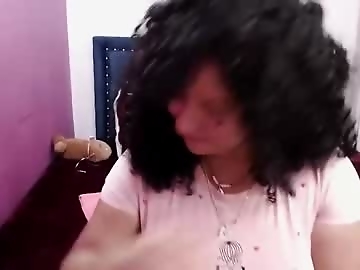 jenifer_bigboobs is 22 year old boobs sex cam girl