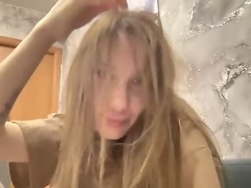 liissa207673 is 0 year old german sex cam girl
