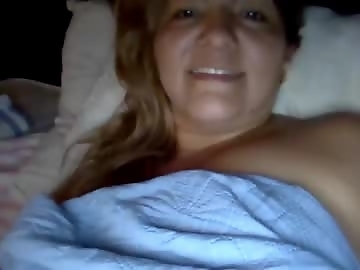 miranda_zacky is 35 year old hairy sex cam girl