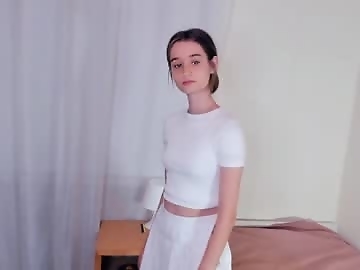 marionfuuller is 18 year old sex cam girl