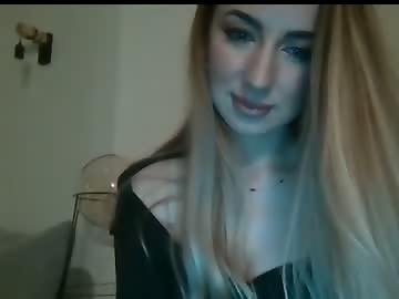 juliettesensual is 30 year old german sex cam girl