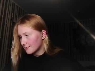 anika_lipps is 19 year old sex cam girl