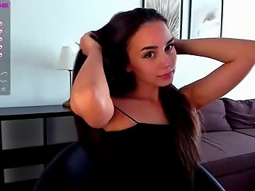 intrigueeme is 0 year old sex cam girl