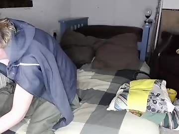 funafterdark13 is 28 year old couple sex cam couple