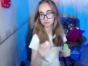 el_sweety is 0 year old sex cam girl