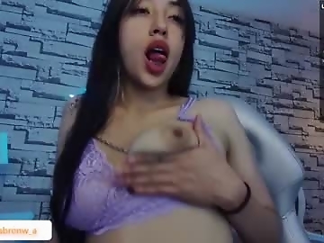 yuyis_a is 19 year old boobs sex cam girl