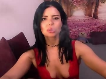 sofialiub is 29 year old foot sex cam girl