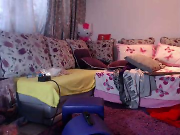 dalynnda25 is 95 year old squirt sex cam girl