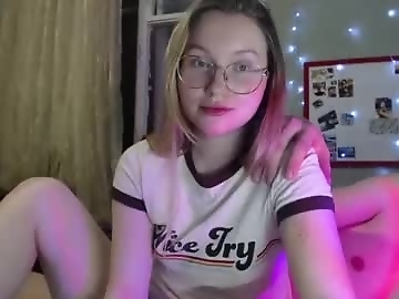 jane_bloempje is 0 year old couple sex cam couple