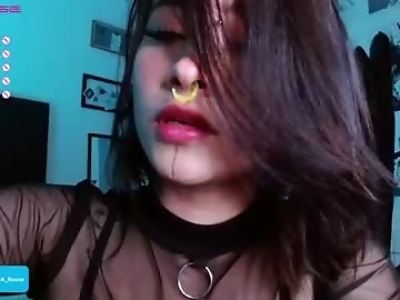 aryrouse is 19 year old horny sex cam girl