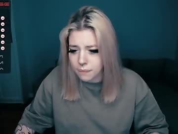 succubus_leslie is 99 year old german sex cam girl