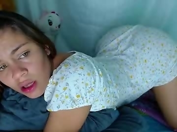 fiery_yumms is 19 year old kinky sex cam couple