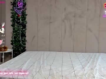 candace_c is 0 year old european sex cam girl