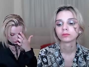 dirty_kiss69 is 0 year old lesbian sex cam couple