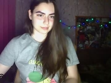 foxohlove is 20 year old striptease sex cam girl