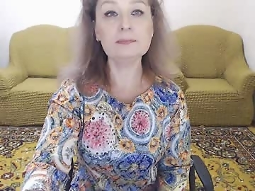 tattease is 42 year old bbw sex cam girl