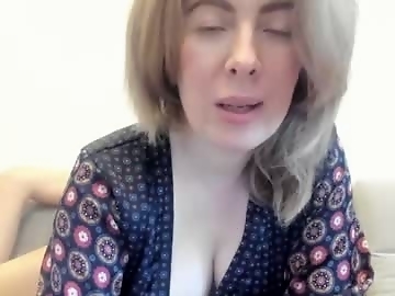 chicafortuna is 41 year old russian sex cam couple