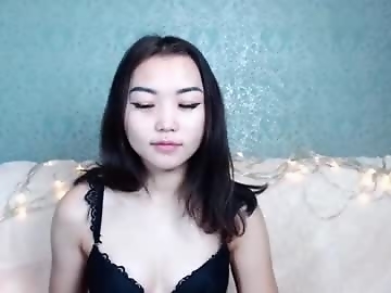 mikokhvan is 18 year old asian sex cam girl