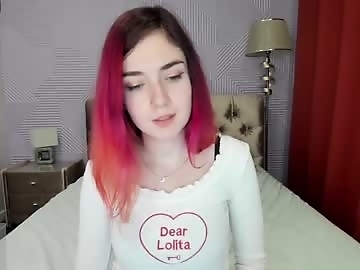 melisanilson is 18 year old private sex cam girl