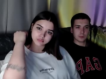 kikamanne is 23 year old sex cam couple