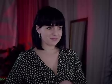 excitease is 18 year old sex cam girl