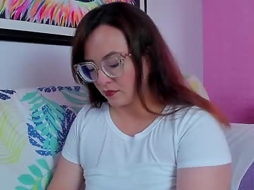 misslady__eva is 32 year old bbw sex cam girl