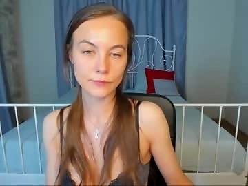 mati1da is 30 year old middle sex cam girl